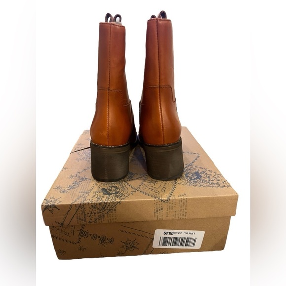 NIB Free People Women’s Tabby Leather Tuscan Tan Booties in size EU 37.5 or 6.5 - Picture 6 of 8